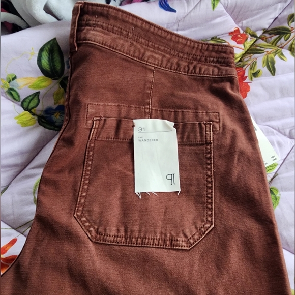 The Wanderer Relaxed-Leg Pants by Pilcro - Picture 5 of 10